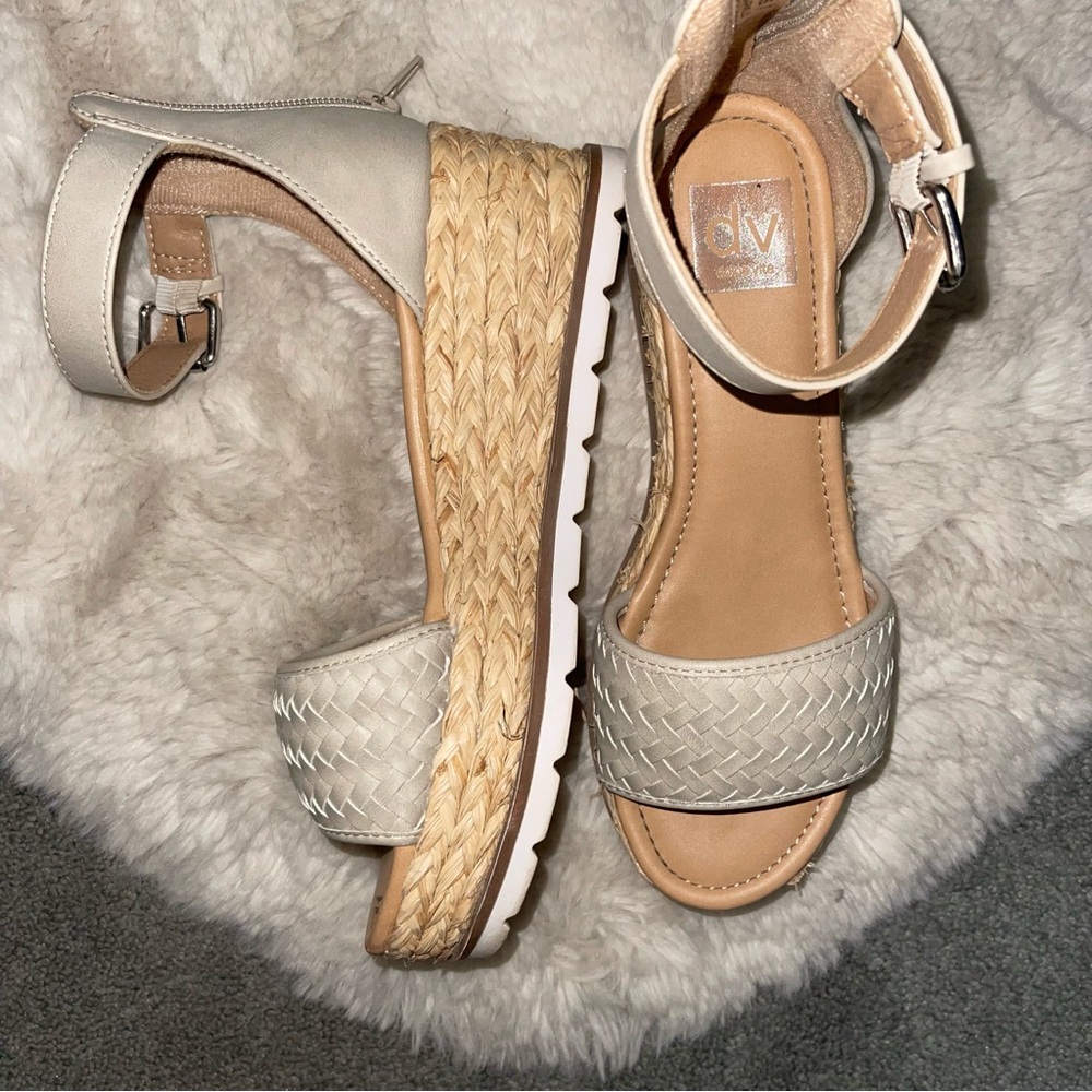 Dolce Vita Espadrille Sandals size 7